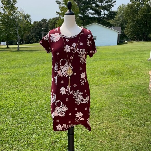 Tiffany & Grey Women's Burgundy Dress With Floral - Picture 1 of 6